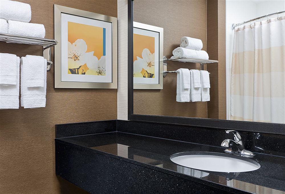 Fairfield Inn & Suites Mansfield Ontario Экстерьер фото