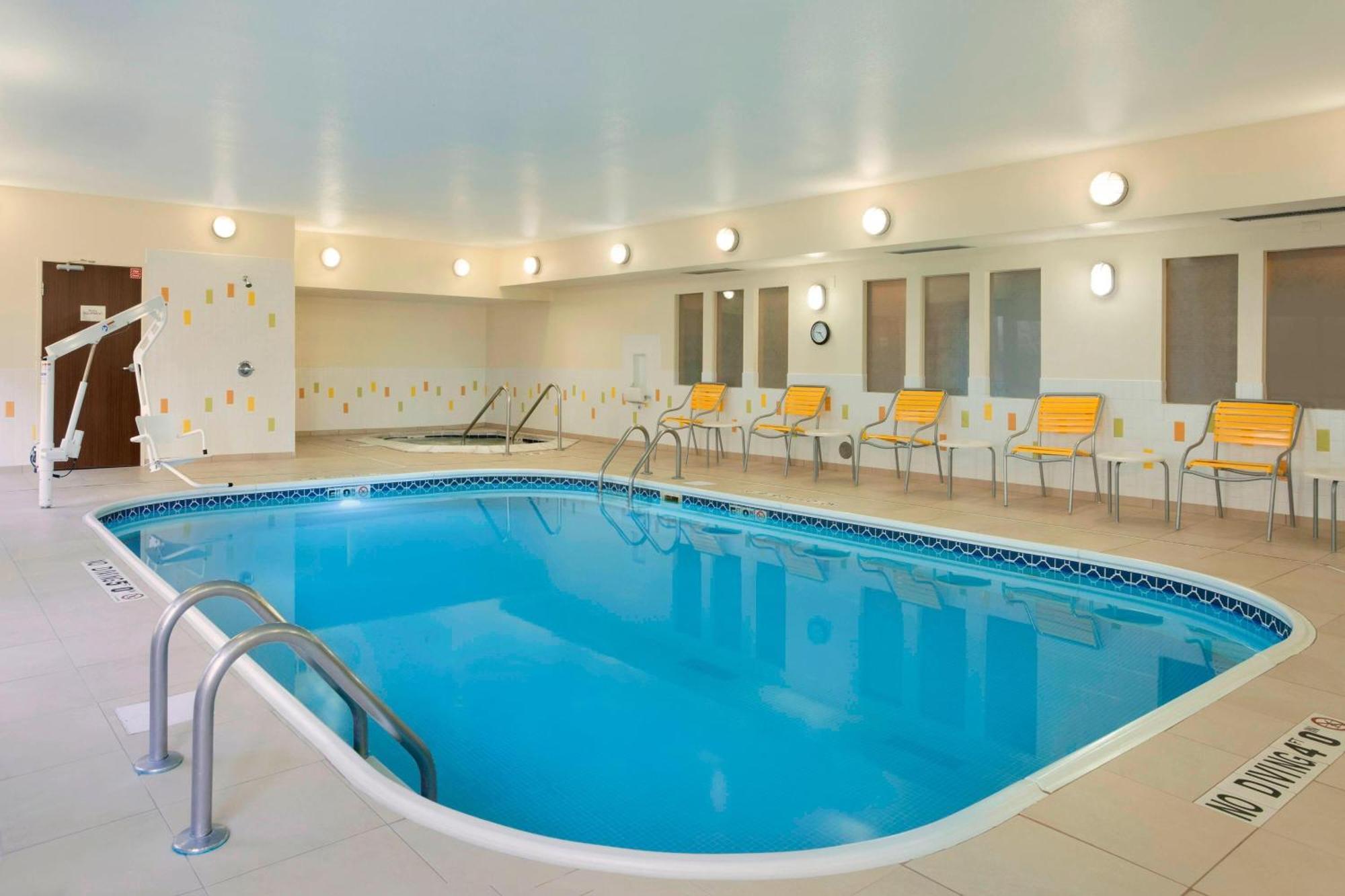 Fairfield Inn & Suites Mansfield Ontario Экстерьер фото